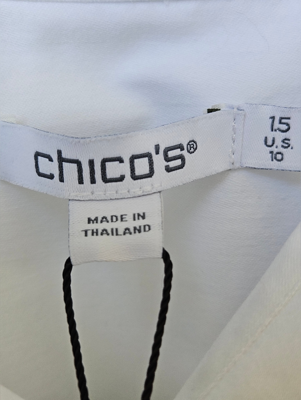 Chico's White Dress Shirt with Navy Blue Embroidered Flourish - Picture 2 of 7